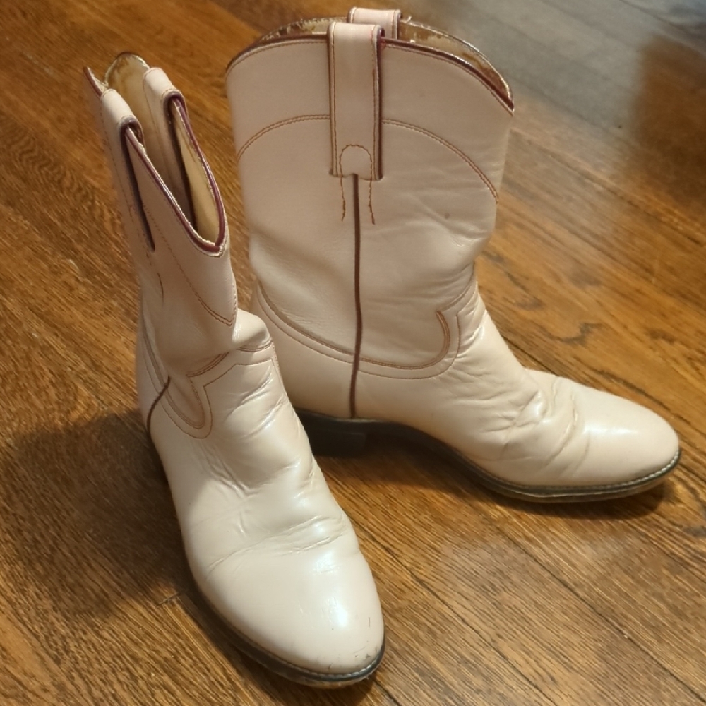 Justin cowboy boots sz 3 1/2 girls/5 women